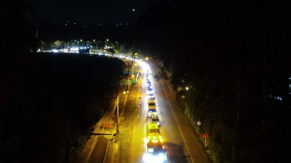 Instalamos nuevas luminarias LED en el tramo Aeropuerto- Glorieta Tablazo para garantizar la seguridad de nuestros ciudadanos En un esfuerzo por seguir mejorando la calidad de vida de los ciudadanos y ante las múltiples solicitudes de los usuarios, tomamos la decisión de...